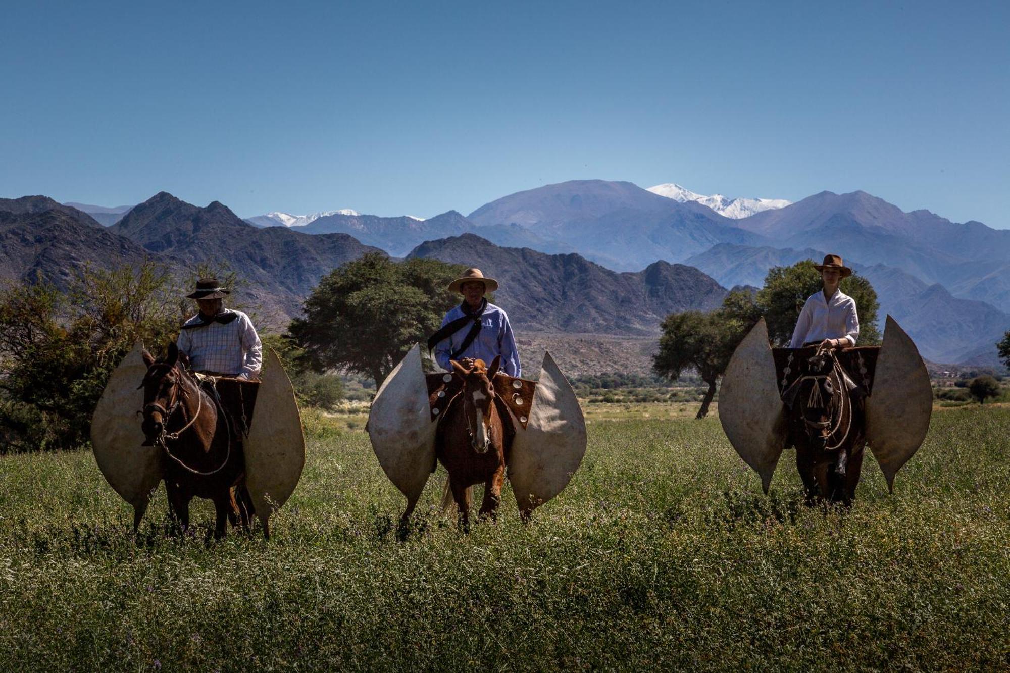 Estancia Banda Grande - Horse & Hiking Safaris 모리노스 외부 사진